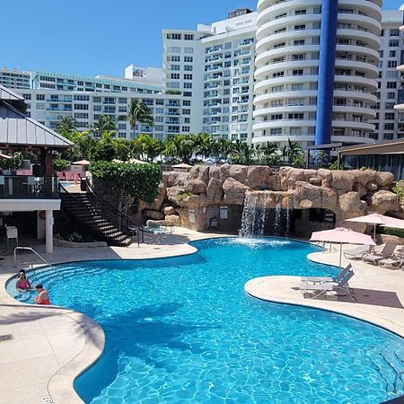 2 Bedroom 2 Bath Beachfront Condo On Miami Beach Millionaire Row Eksteriør billede