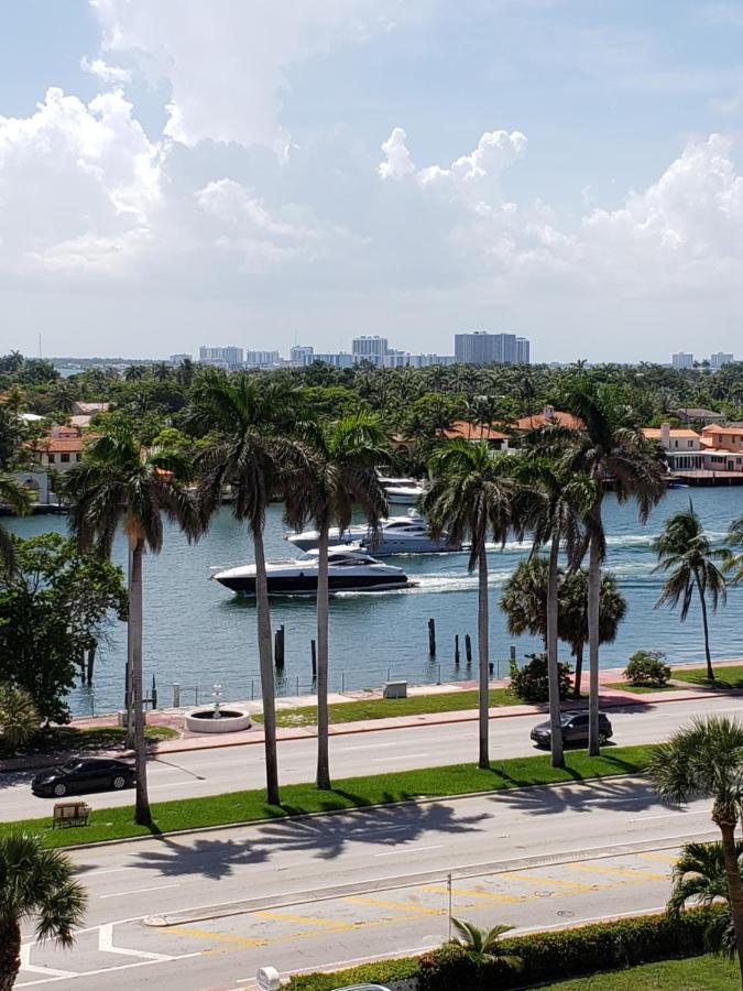2 Bedroom 2 Bath Beachfront Condo On Miami Beach Millionaire Row Eksteriør billede