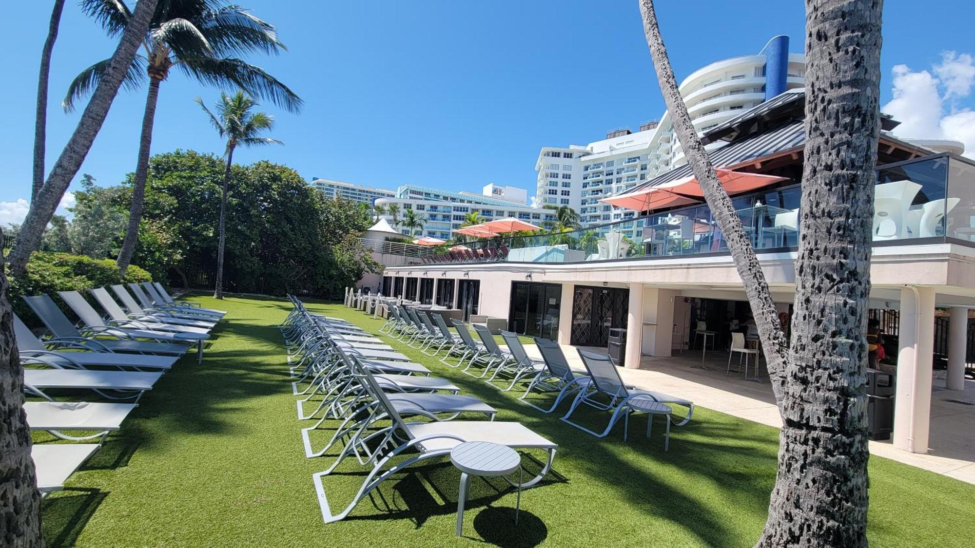 2 Bedroom 2 Bath Beachfront Condo On Miami Beach Millionaire Row Eksteriør billede