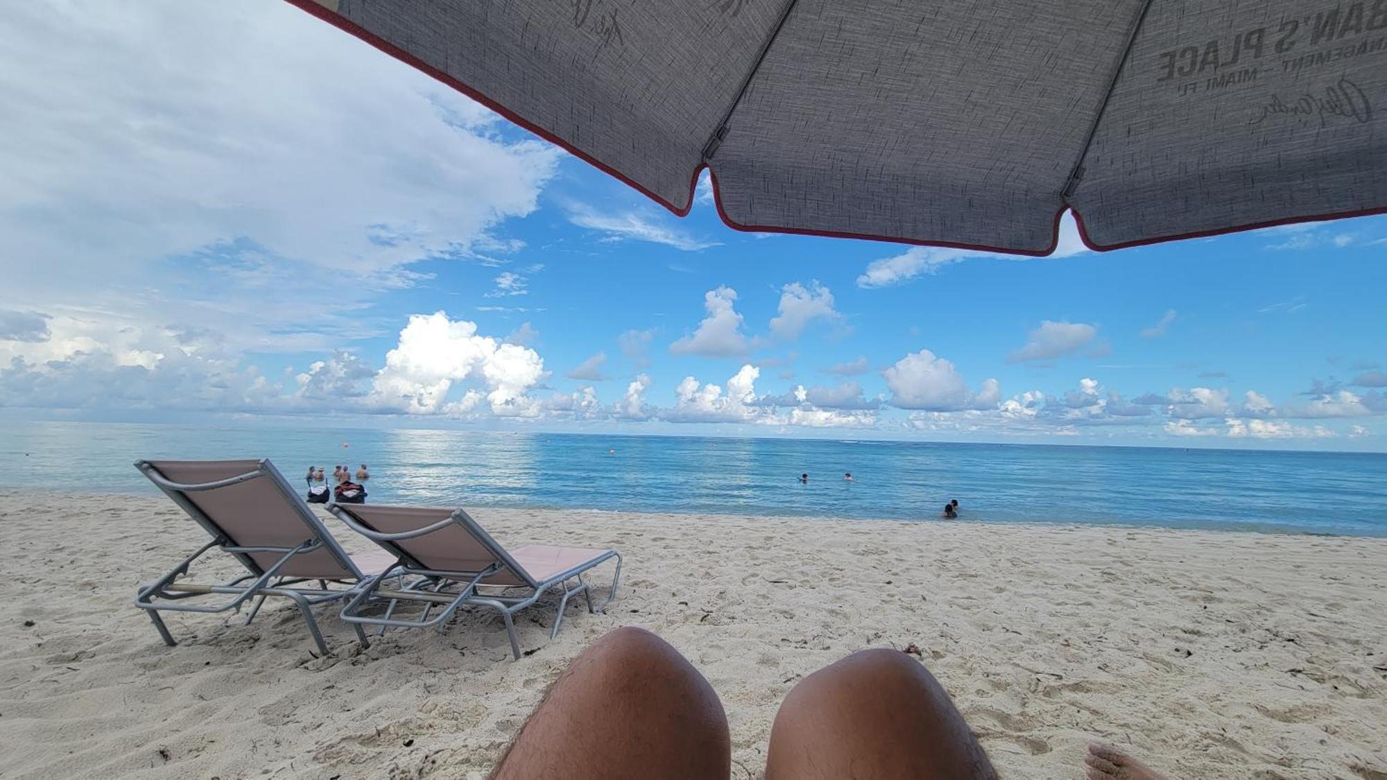 2 Bedroom 2 Bath Beachfront Condo On Miami Beach Millionaire Row Eksteriør billede