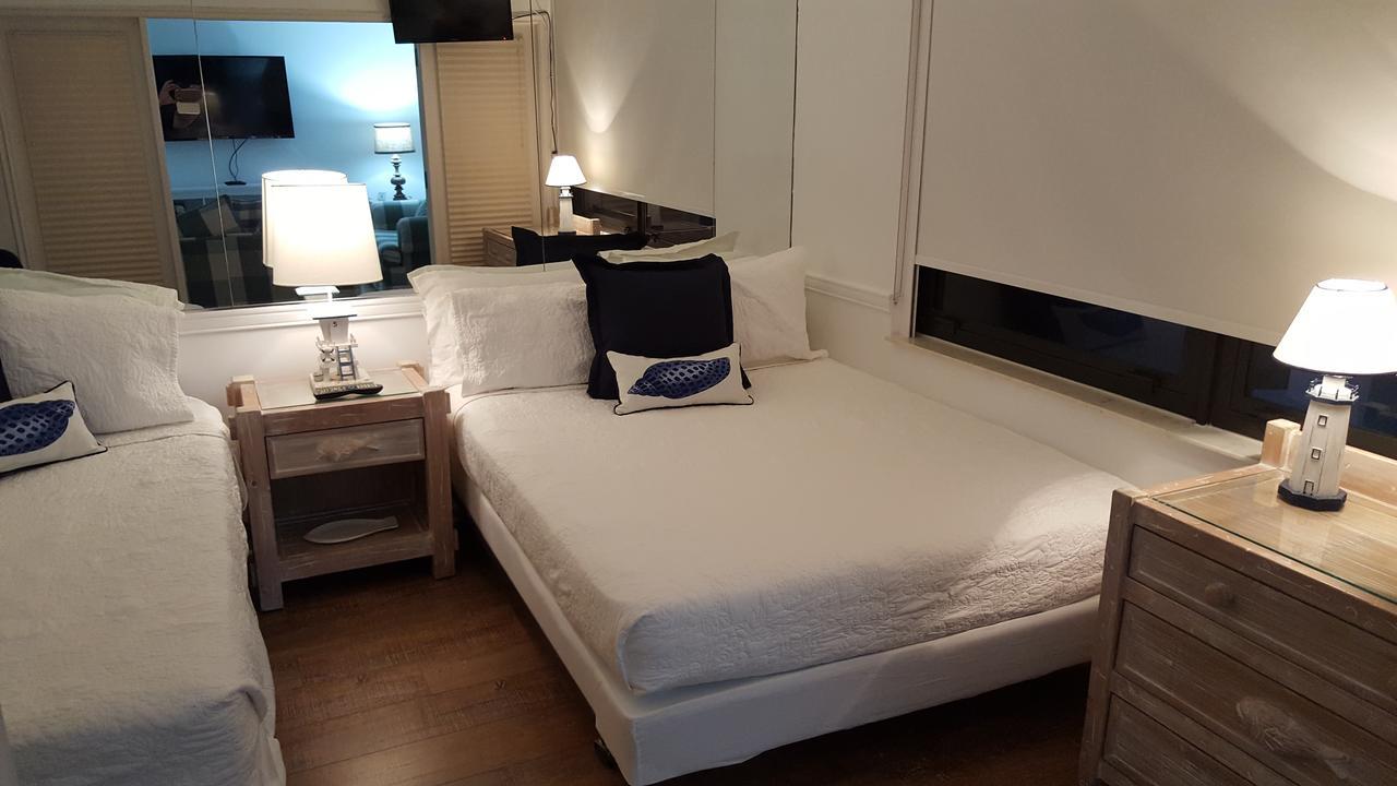 2 Bedroom 2 Bath Beachfront Condo On Miami Beach Millionaire Row Eksteriør billede