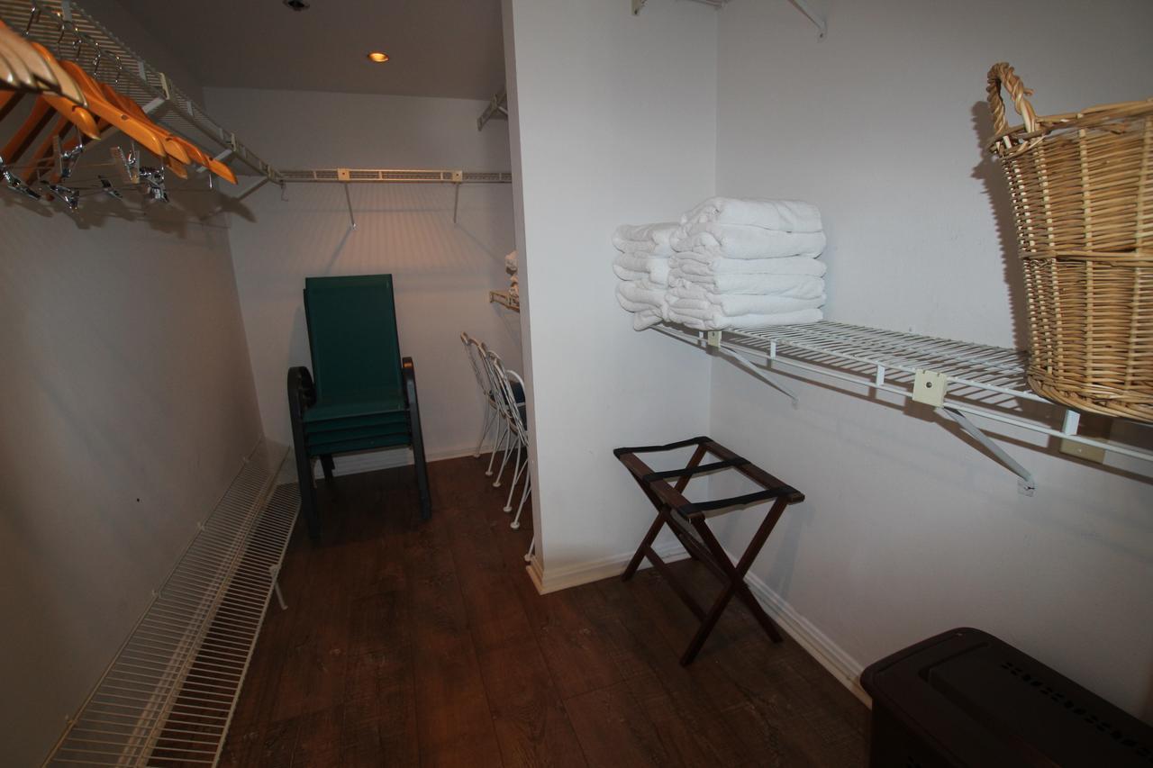 2 Bedroom 2 Bath Beachfront Condo On Miami Beach Millionaire Row Eksteriør billede