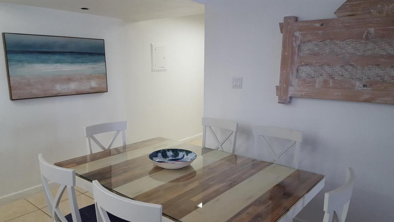 2 Bedroom 2 Bath Beachfront Condo On Miami Beach Millionaire Row Eksteriør billede
